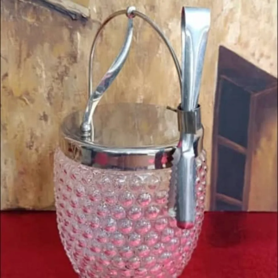 یخدان کریستال قدیمی