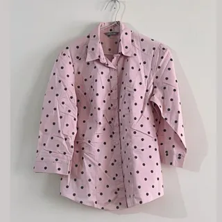 شومیز صورتی دکمه‌دار