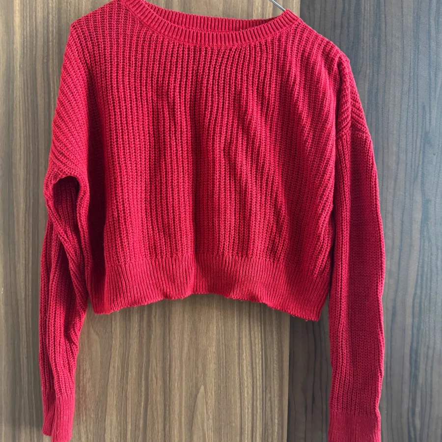 بافت قرمز فرم نیم تنه فری