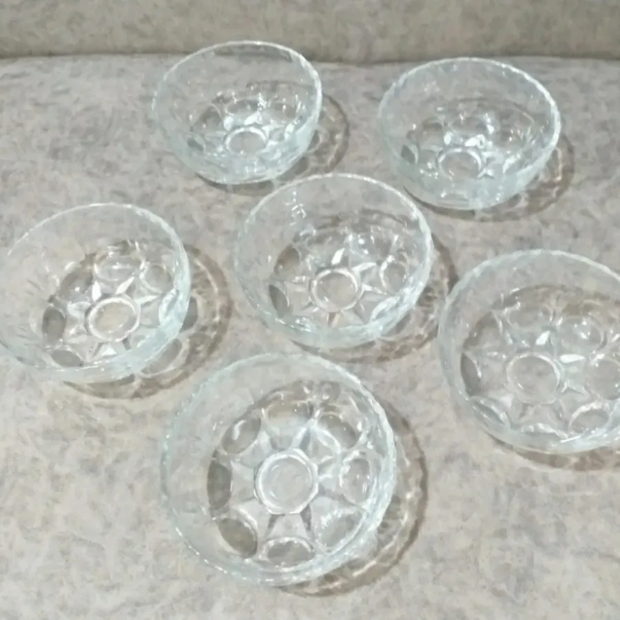 یک دست پیاله کریستال