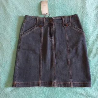 دامن جین کوتاه آمریکایی