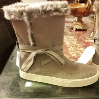 نیم بوت خارجی نبوک آکبند