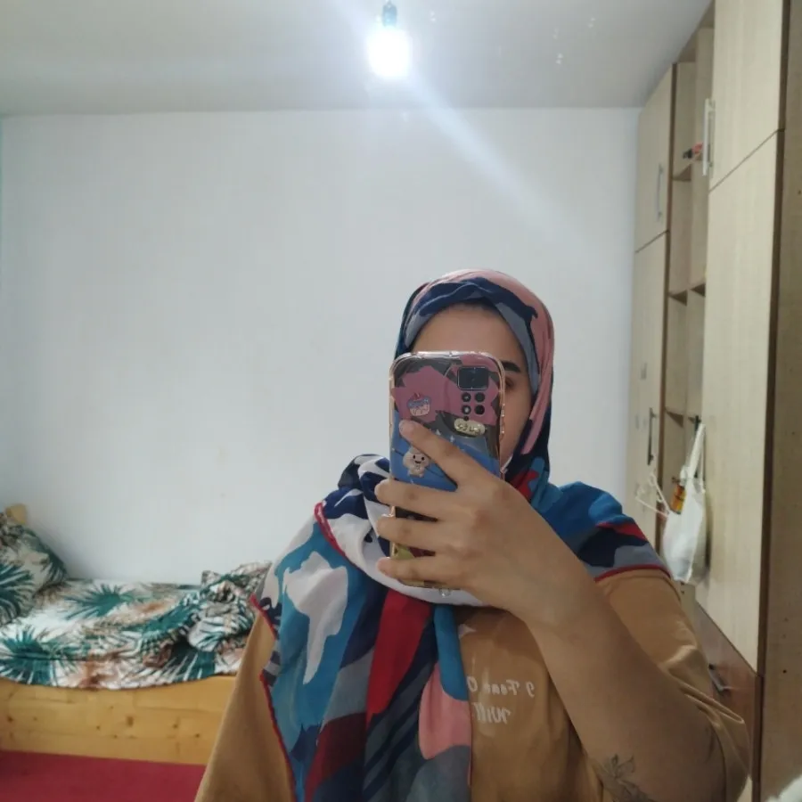 روسری گوشه بلند فروشی