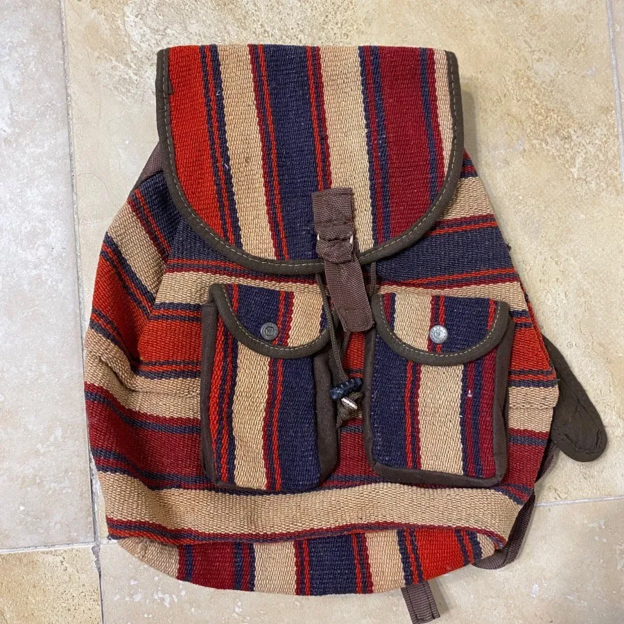 کوله پشتی سنتی