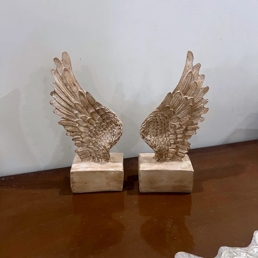 مجسمه بال فرشته