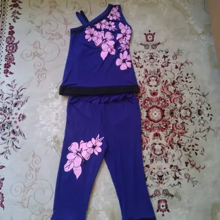 تاپ و شلوارک