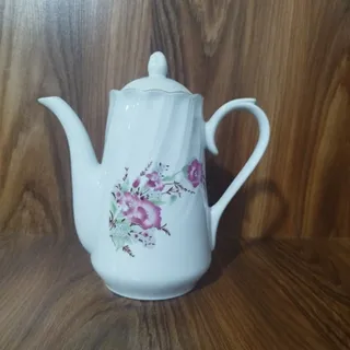 قوری شیر ،گل عروس