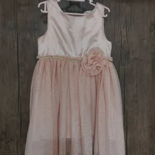 پیراهن دخترانه