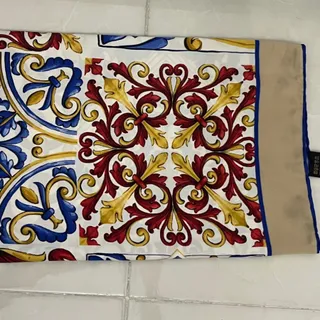 روسری ساتن دور دست دوز