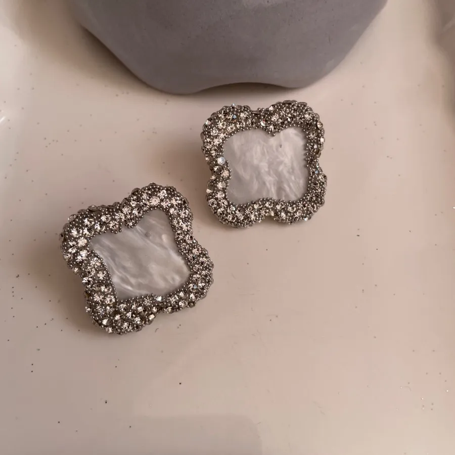 گوشواره مجلسی