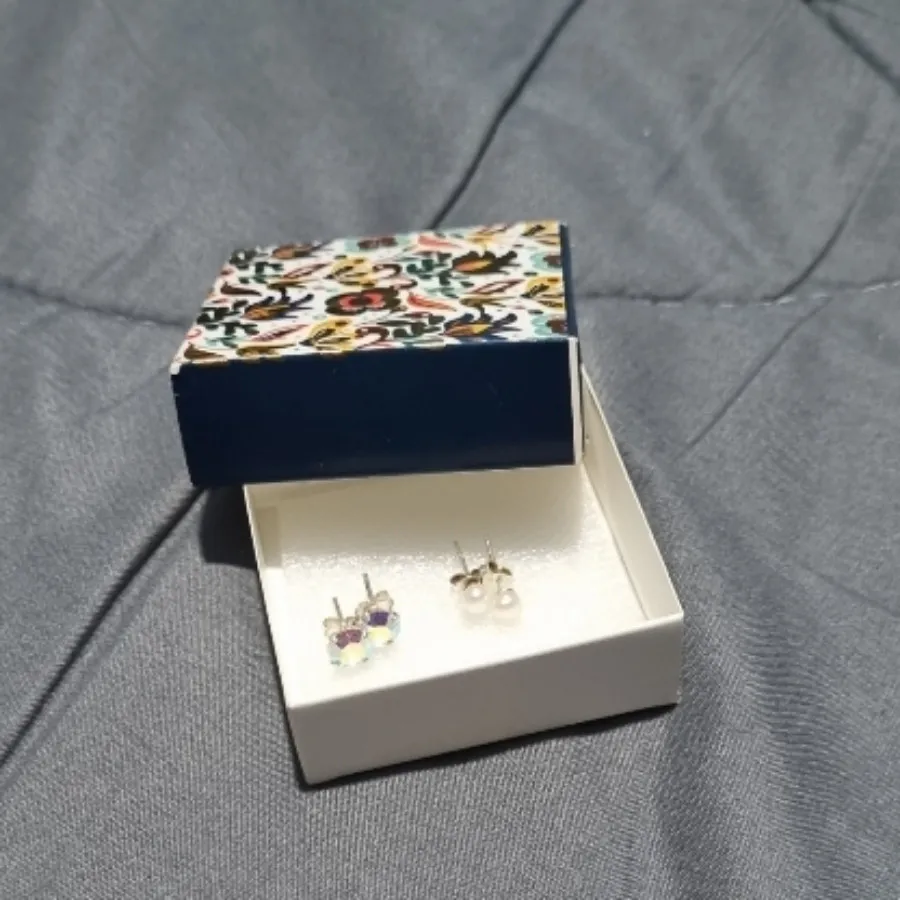 گوشواره نقره خیلی خوشگل