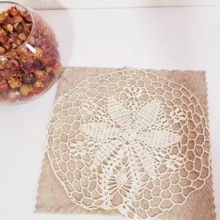 رومیزی قلاب  بافی