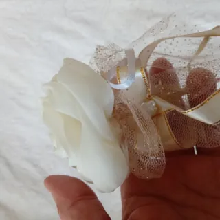 شاخه گل روبانی