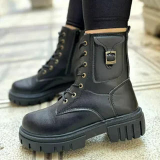 نیمبوت زنانه