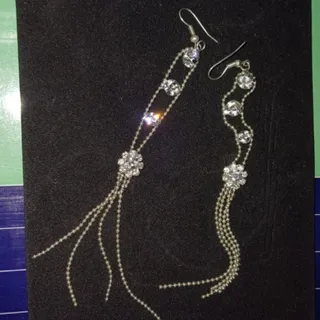 گوشواره زنانه رنگ ثابت