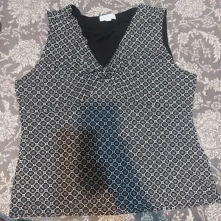 تاپ  سفید مشکی