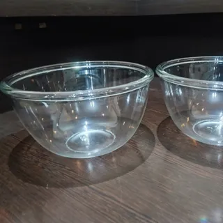 کاسه شیشه ای بزرگ