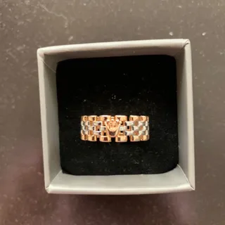 انگشتر بسیار شیک رولکس