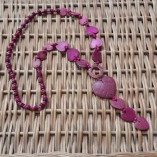 گردنبند چوبی