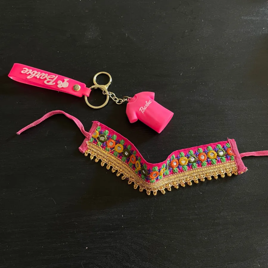 پابند و جاسویچی