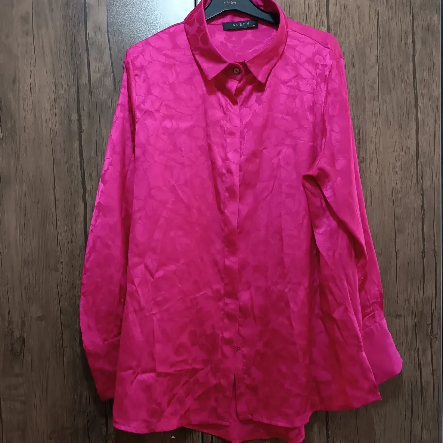 تعدادی شومیز ازسایز38تا42