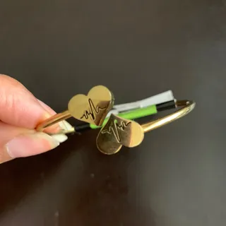 دستبند برند استیل طلایی