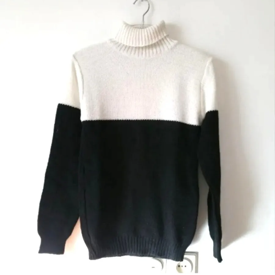 بلوز بافت یقه اسکی زنانه