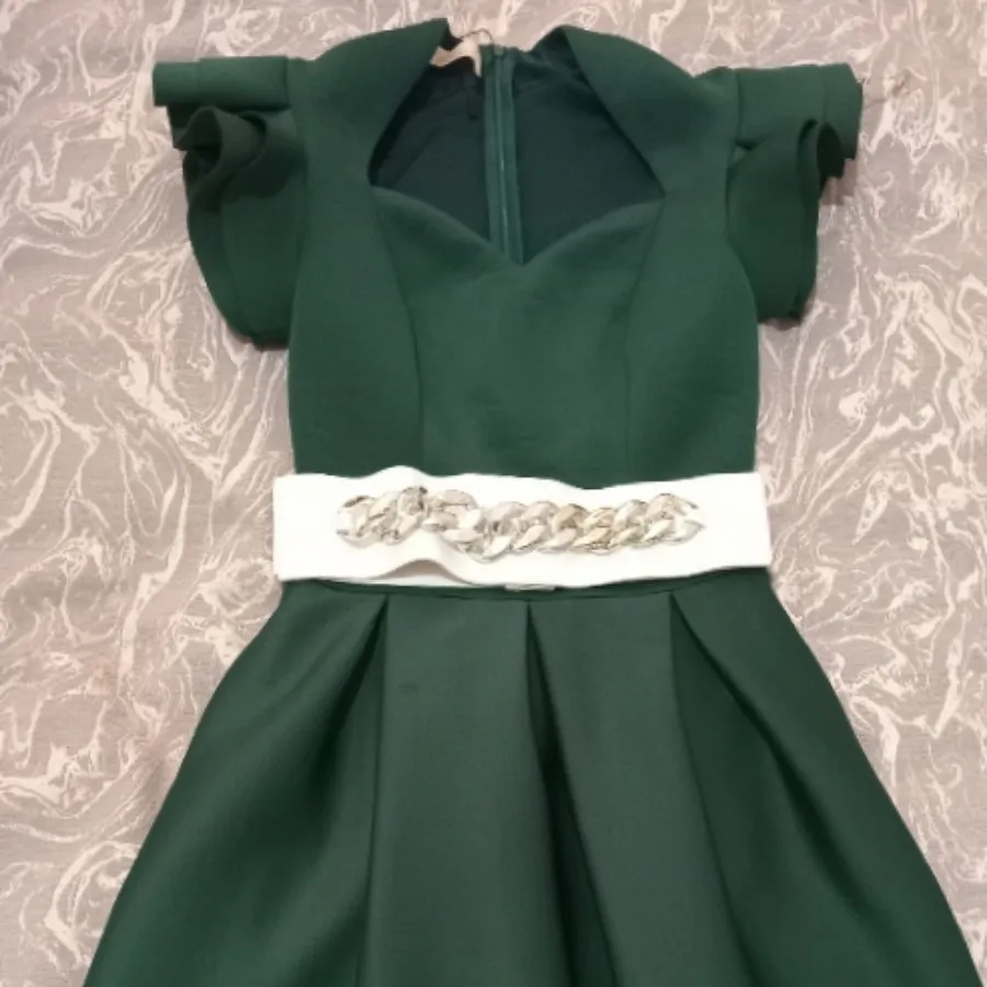 دامن کوتاه دخترانه