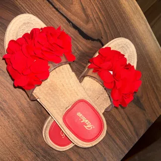 دمپایی رو فرشی