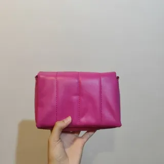 کیف زارا صورتی