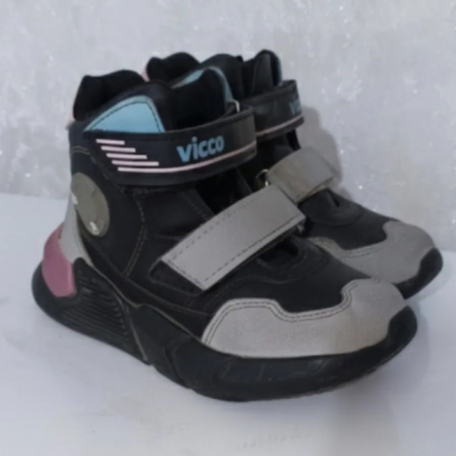 نیم بوت بچه گانه ویکو