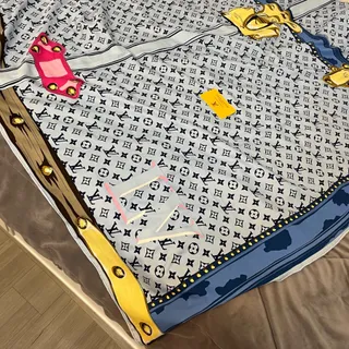 روسری لوکس لویی ویتون