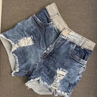 شوارک/شورتک جین زاپ‌دار