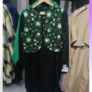 جلیقه و سارافون