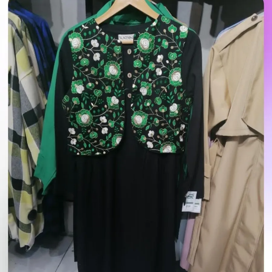 جلیقه و سارافون