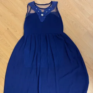 پیرهن زنانه