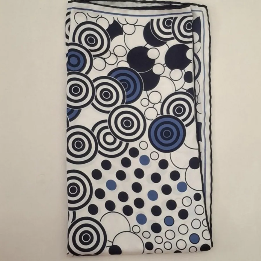 روسری دور دست دوز