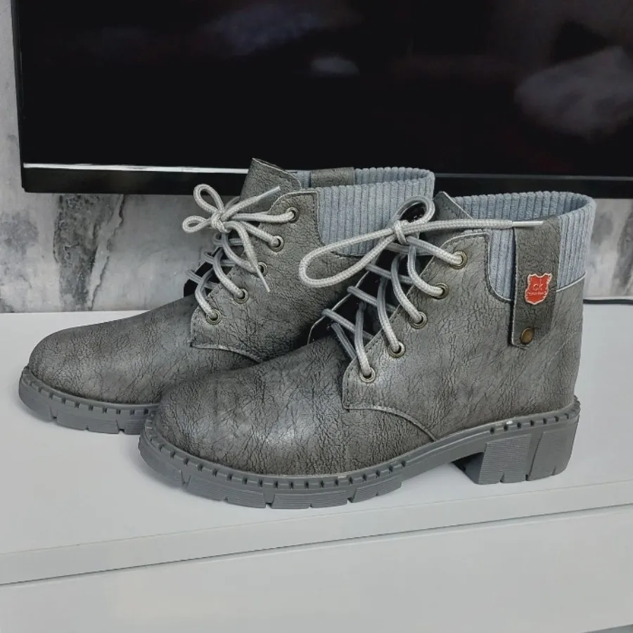 نیم بوت آکبند