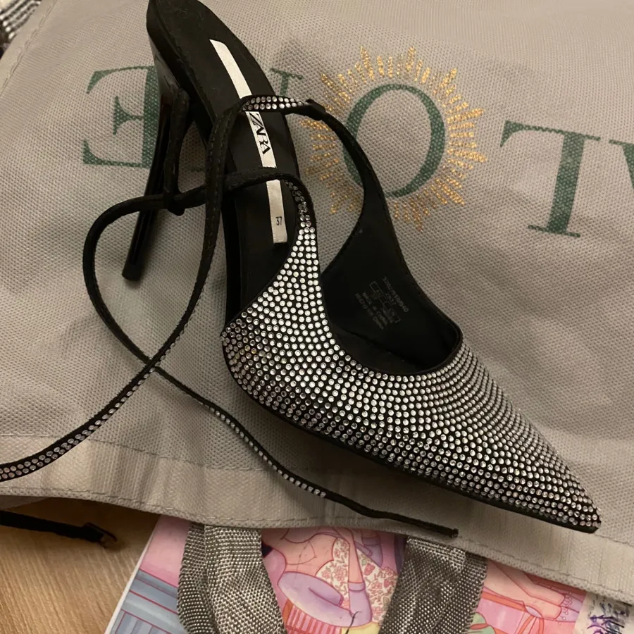 کفش مجلسی زنانه زارا