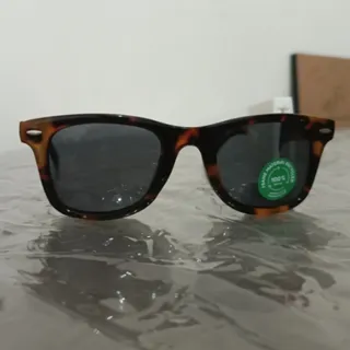 عینک وارداتی