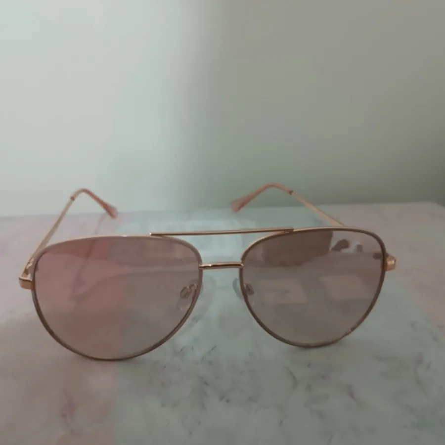 عینک وارداتی