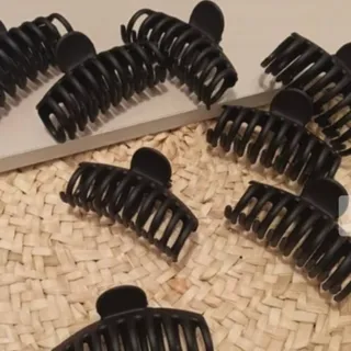 کلیپس ساده مشکی