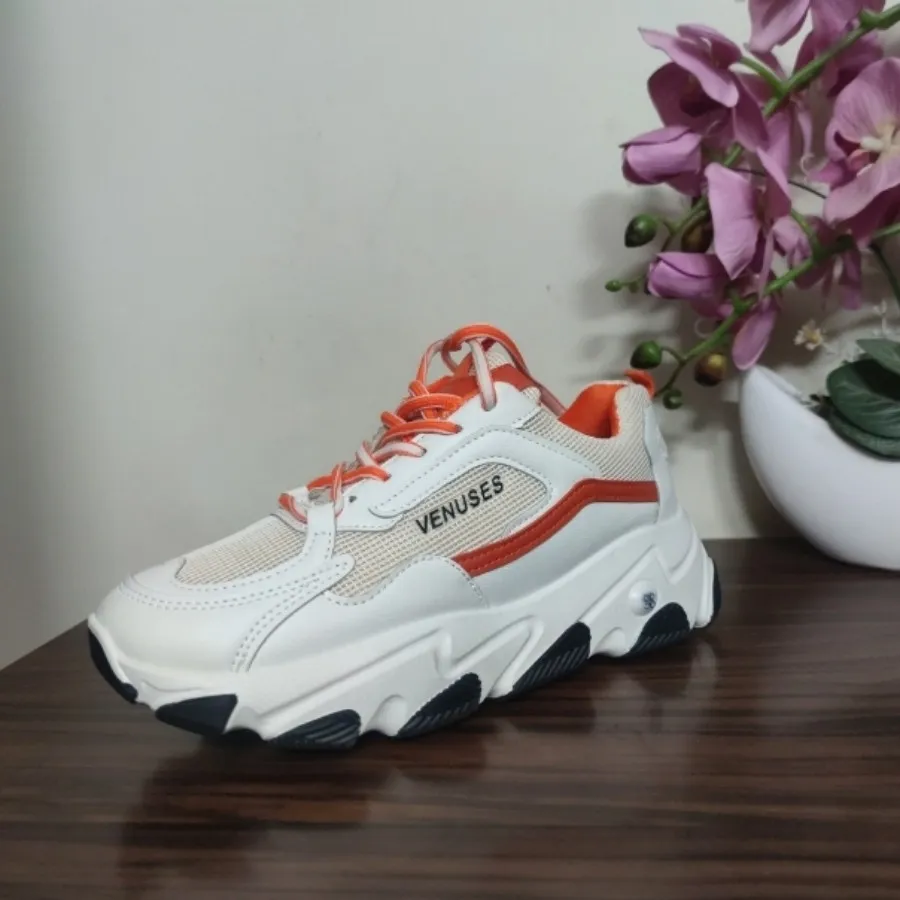 کفش اسپرت طبی