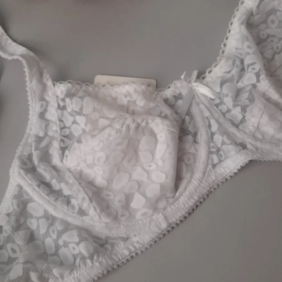 سوتین توری فنردار