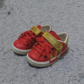 کفش اسپرت بچگانه