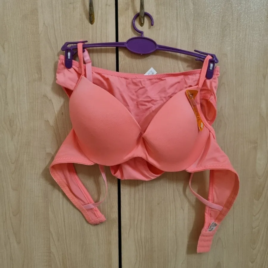 سوتین و شورت