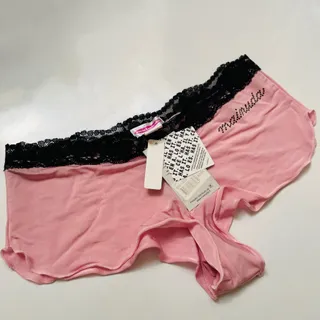 شورت زنانه سایز مدیوم