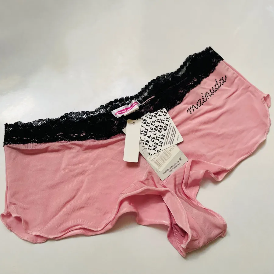 شورت زنانه سایز مدیوم