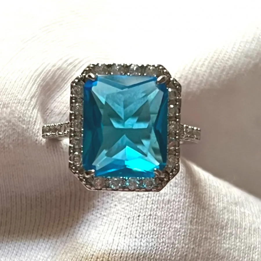 انگشتر سنگ ابی