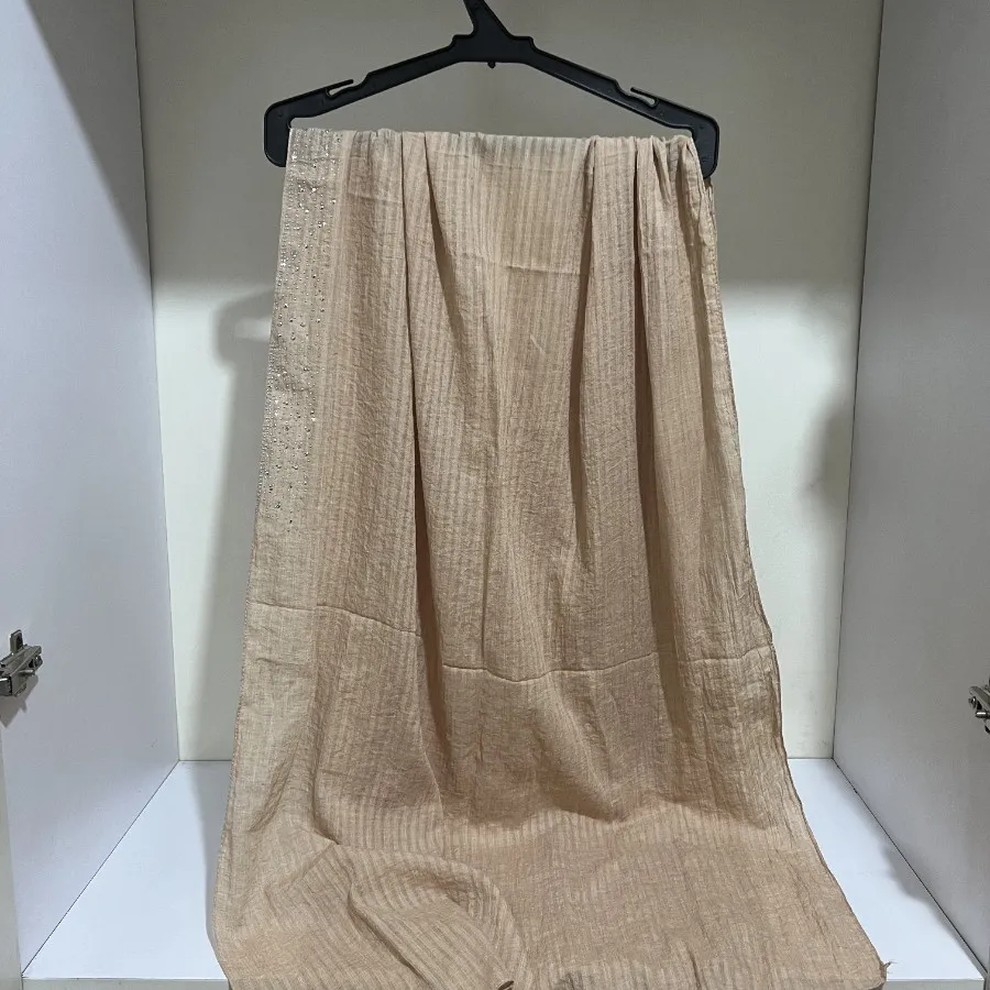 شال نگین دار